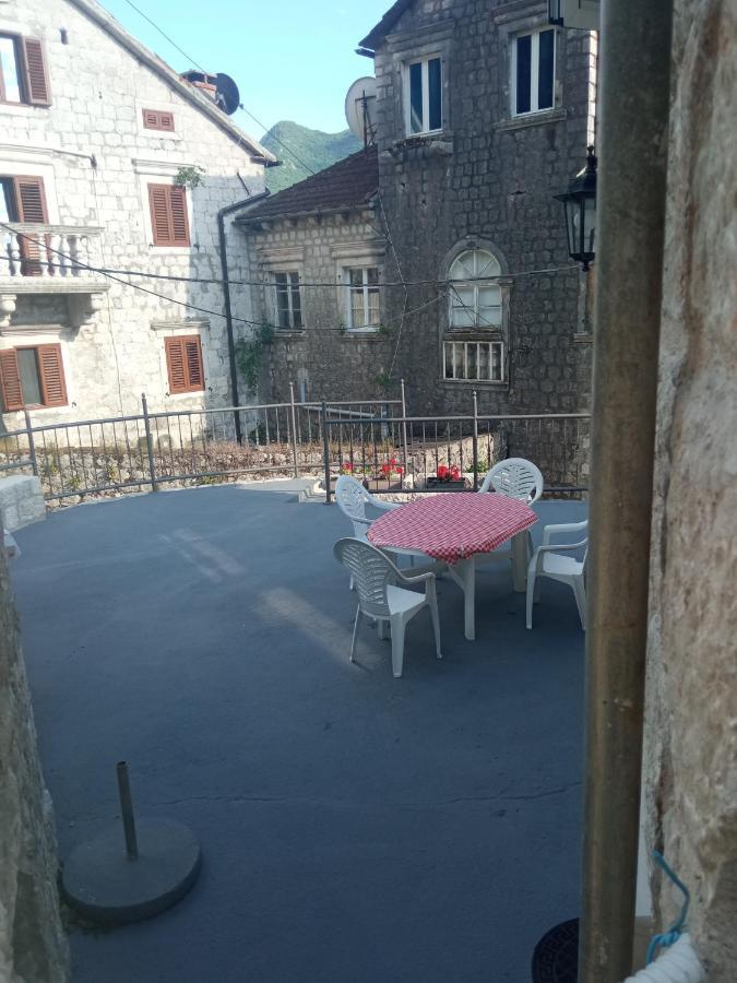 Apartment Rosic Perast Exterior photo